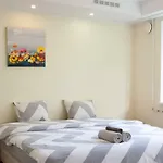 Sunny Studio With Parking, Self-Check-In & Wi-Fi