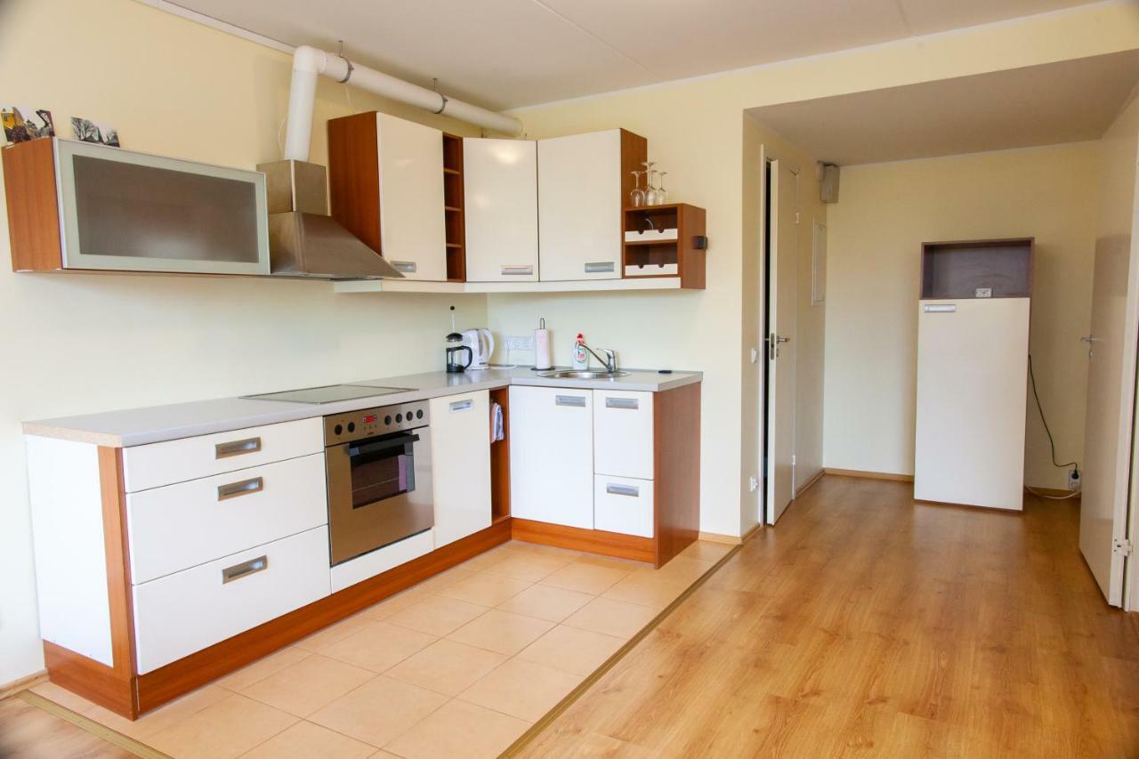 Leilighet Sunny With Parking, Self-check-in & Wi-fi *